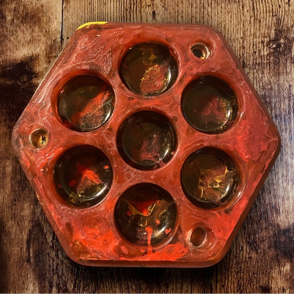 Hand Crafted Karlach Inspired Resin Dice Tray for DND - Picture 3 of 6